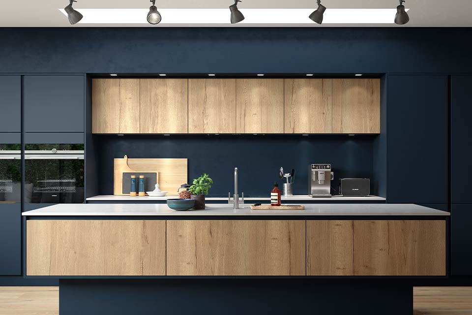 What colour goes with a blue kitchen?